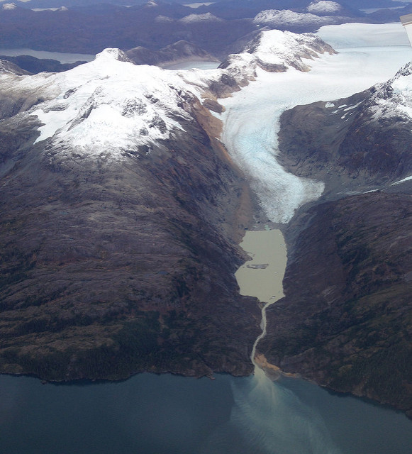 22126267764_81a214ccb7_z